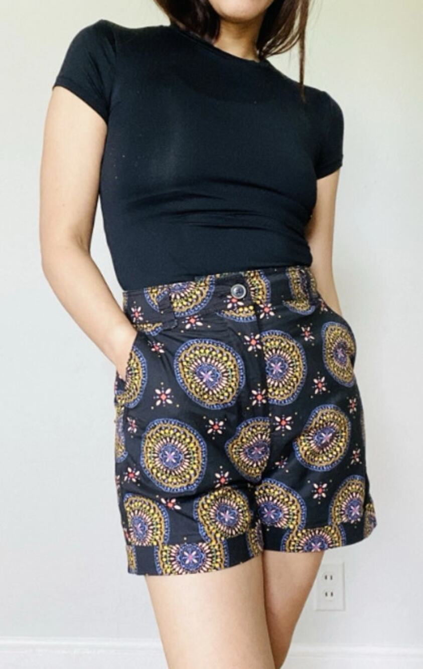 Maeve by Anthropologie Abstract City Trouser Shorts Black Yellow Women's Size 6